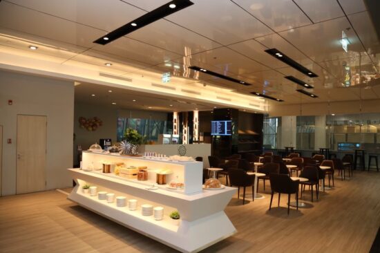 miracle-lounge-bkk-airport-book-with-gblimousine12.jpg Book Airport Lounge at Suvarnabhumi (BKK) Airport
